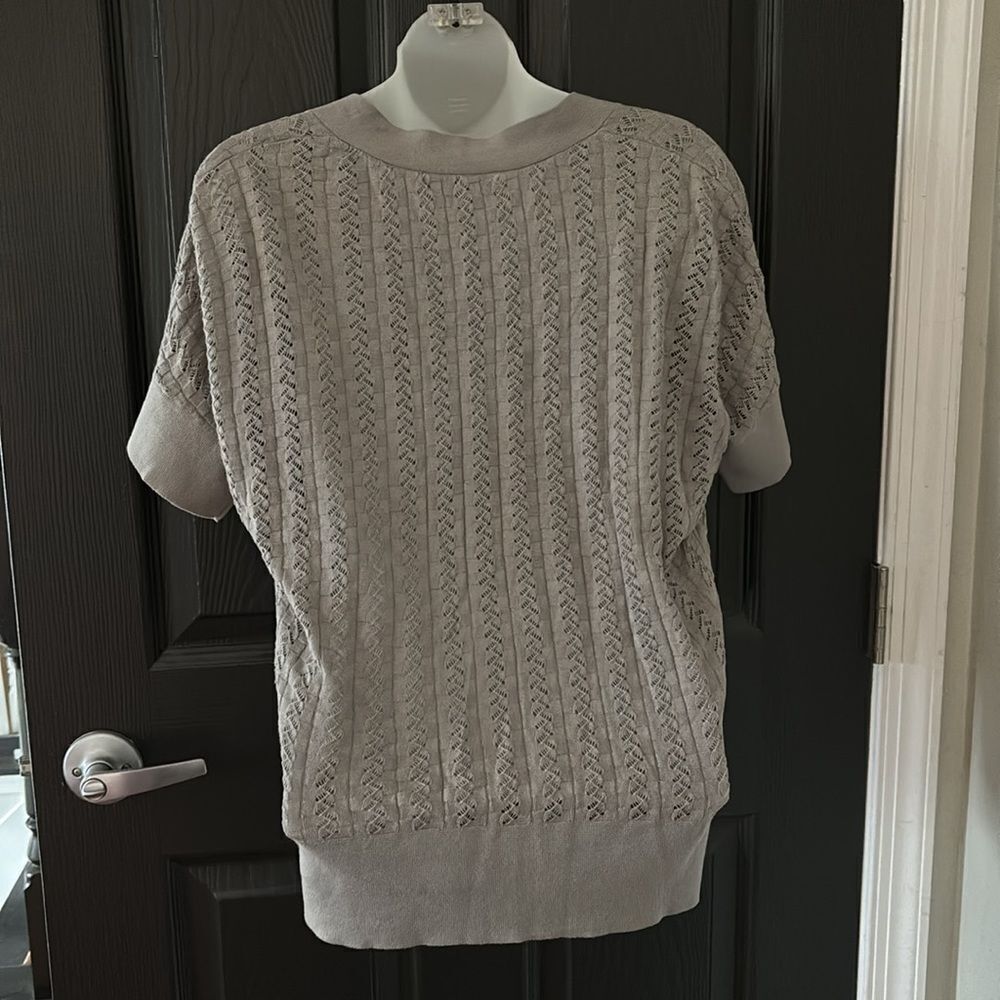 LOFT Pima Cotton Pointelle Knit Short Sleeve Cardigan Gray Button Front Size M - Picture 5 of 9